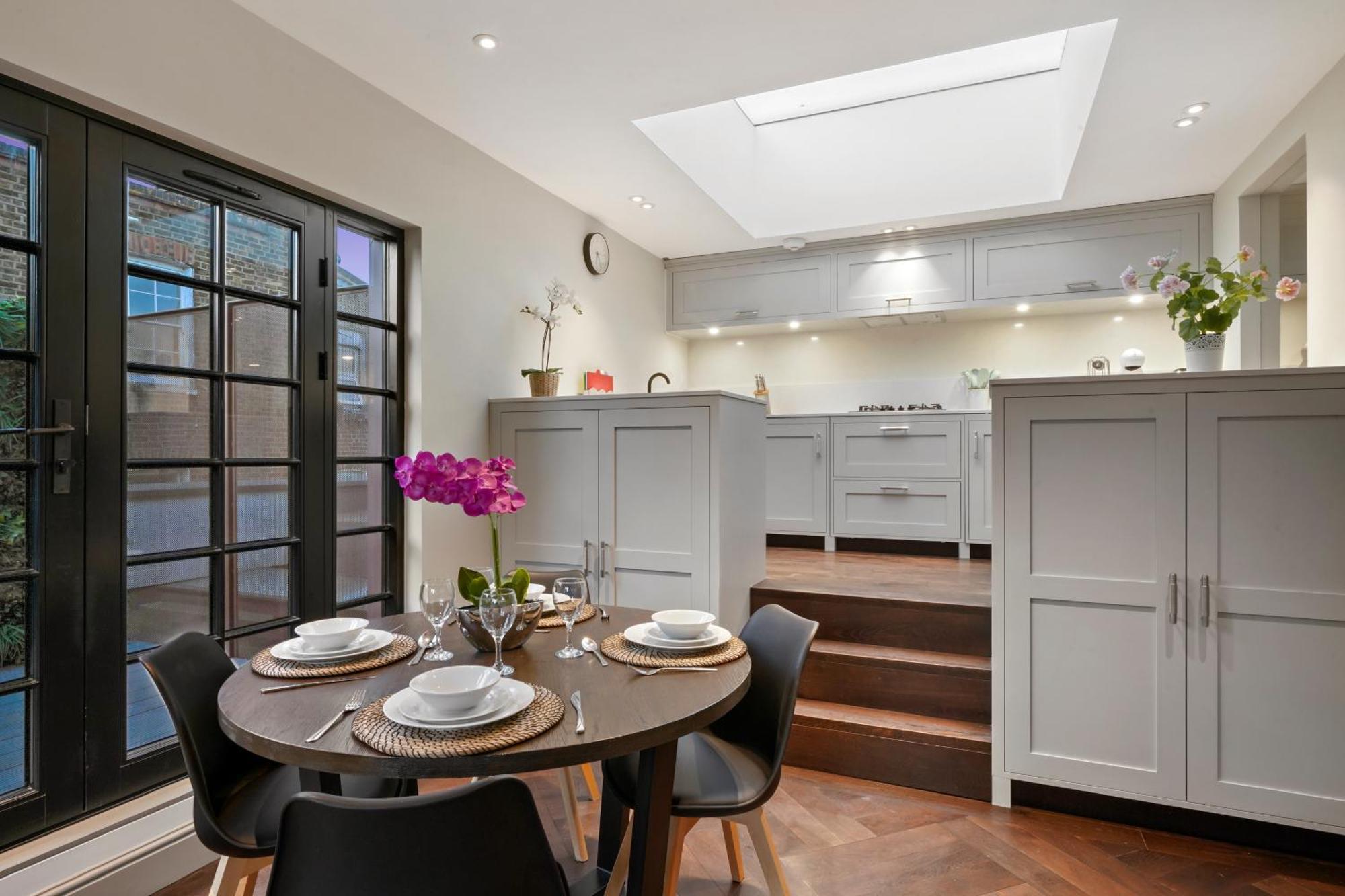 2 Bed Lux Apartments Near Central London Free Wifi By City Stay Aparts Londýn Exteriér fotografie